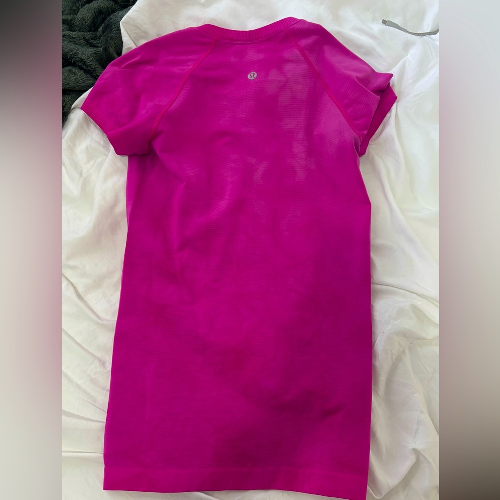 sonic pink dye lululemon swiftly tech waist length size 4